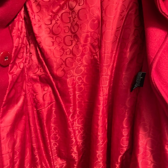 Red Guess Coat Large ♥️ - Picture 6 of 7